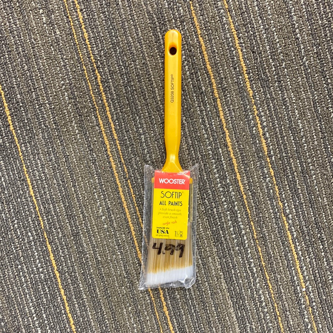 Wooster Soft Tip Angled Sash for All Paints 1 1/2" Brush